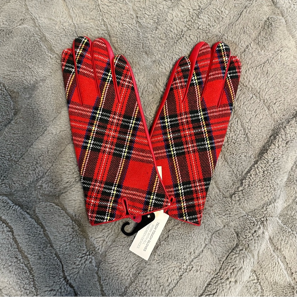 TALBOTS RED PLAID GLOVES SIZE SMALL